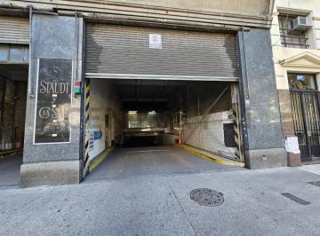 Garage · 19m² · 1 Cochera · Cochera Doble Sobre Av 9 de Julio - Acceso 24 Hs.