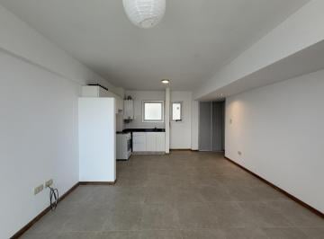 Departamento · 30m² · 1 Ambiente · Alquiler Monoambiente Al Frente con Balcon Terraza y Ventilacion Cruzada Salta 1456