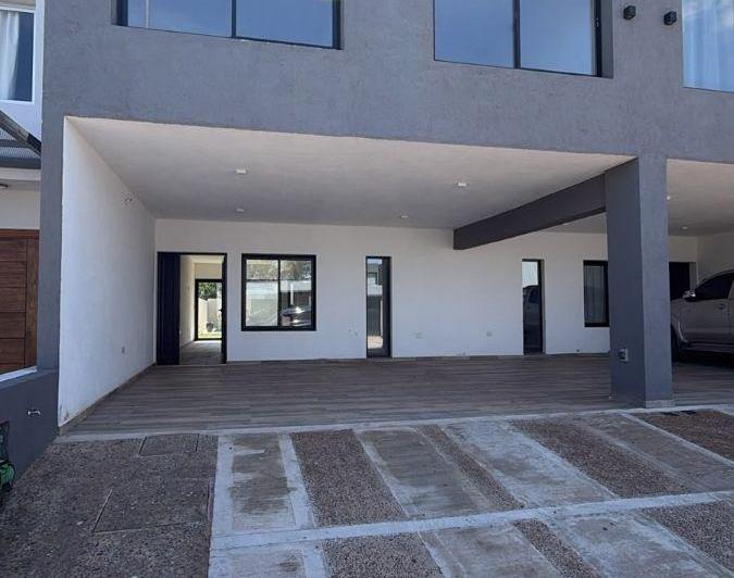 Casa · 150m² · 4 Ambientes · 1 Cochera