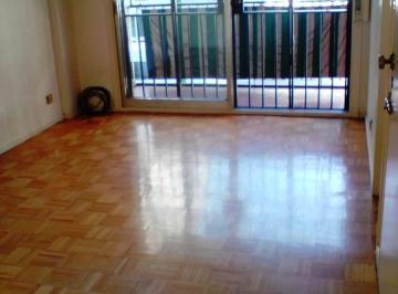 Departamento · 37m² · 2 Ambientes · 2 Ambientes Amplios Al Frente C/balcon Corrido