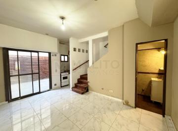 PH · 80m² · 3 Ambientes · PH 3 Ambientes con Patio y Balcón - Villa Lugano