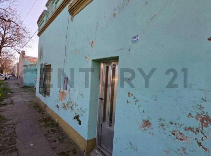 Casa · 113m² · 4 Ambientes · 1 Cochera