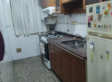 Departamento de 3 ambientes, Avellaneda · Departamento de 52 m² con 2 Dorm. en Alquiler en Sarandí