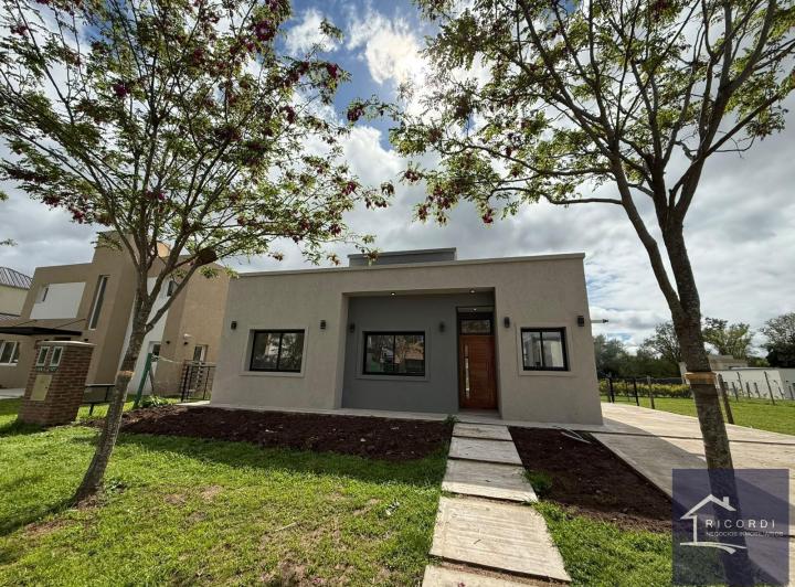 Casa · 150m² · 5 Ambientes