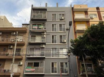 Departamento de 2 ambientes, La Matanza · Departamento 2 Ambientes con Patio y 4 Cocheras – Tapiales Centro