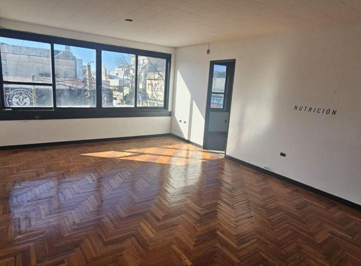 Oficina comercial · 80m² · 5 Ambientes