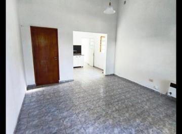 Casa de 9 ambientes, Córdoba · Hermosa Casa Amplia 3 Dorm. 2 Baños Coc Com Liv Pat Cochera a 10 m del Cen