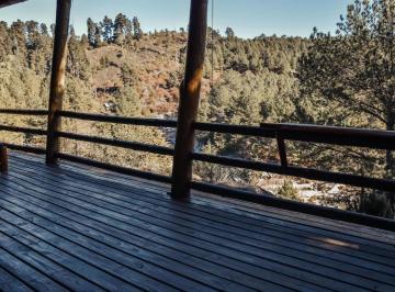 Casa de 5 ambientes, La Cumbrecita · Cabaña con Jacuzzi y Río a 2 Min - La Cumbrecita / Villa Berna - Hasta 10 Personas