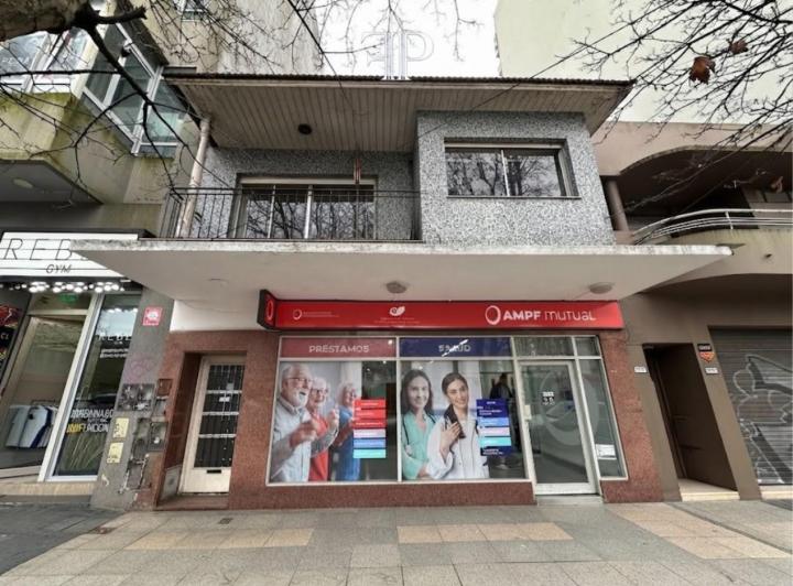 Local comercial · 289m²