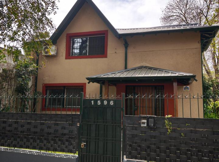 Casa · 110m² · 2 Ambientes · 1 Cochera