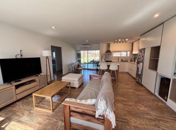 rs:wk20ds4mi3yfwy5b9egmufo0 · Casa en Venta Barrio San Sebastián