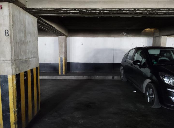 Garage · 12m²