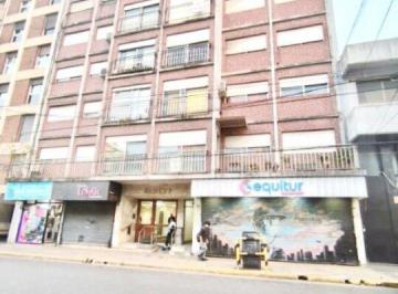Departamento de 3 ambientes, Quilmes · Departamento en Alquiler – 3 Ambientes en Quilmes Centro