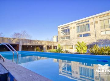 Departamento · 83m² · 4 Ambientes · 2 Cocheras · Alquiler Temporal 4 Ambientes, Amoblado con Patio y 2 Cocheras
