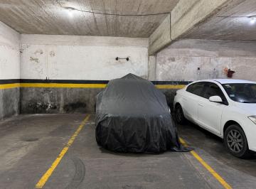 Garage · 15m² · Venta Excelente Cochera Fija Cubierta V. Crespo
