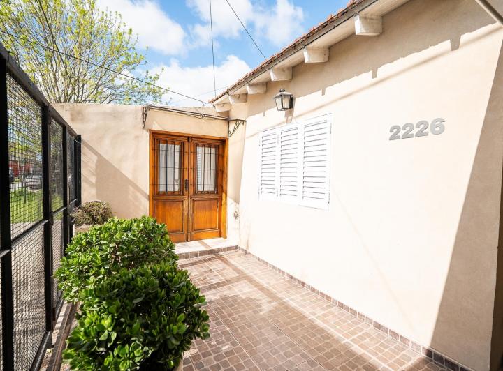 Casa · 120m² · 4 Ambientes · 1 Cochera