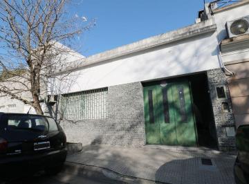 Casa · 370m² · 8 Ambientes · 1 Cochera · Venta Casa Multifamiliar / Lote en Villa Devoto