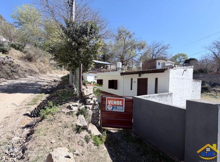 Casa · 92m² · 6 Ambientes · 2 Cocheras