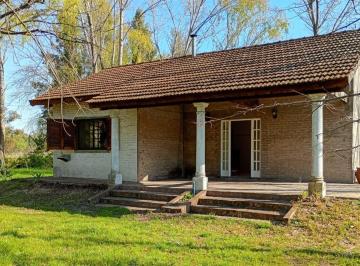 Casa · 78m² · 3 Ambientes · 1 Cochera · Propiedad en Venta en Zona Central del Club de Campo El Moro