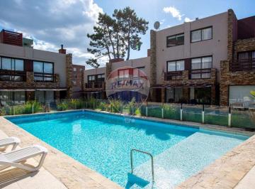 Departamento · 60m² · 3 Ambientes · 1 Cochera · Duplex Pinamar 2 Habitaciones 2 Baños Piscina