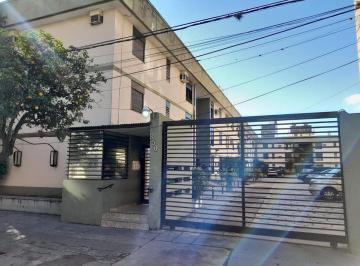 Departamento · 83m² · 4 Ambientes · Venta Dpto 3 Dor. Terraza y Cochera en Barrio Sur
