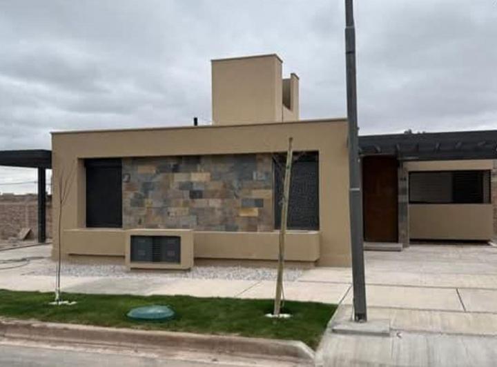 Casa · 72m² · 3 Ambientes · 1 Cochera