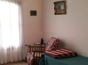 Casa · 240m² · 6 Ambientes · 2 Cocheras · Casas en Venta - 4 Dorm. 2 Baños - Cocheras - 350 m² - Necochea