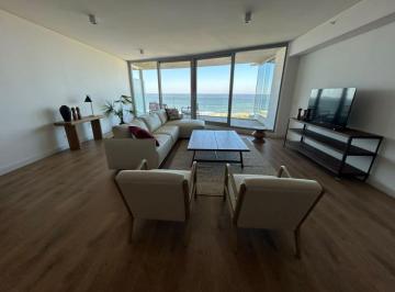 Departamento de 4 ambientes, Uruguay · Departamento Trump Punta del Este a Estrenar