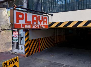 Garage , Ciudad de Mendoza · Venta Cochera en Excelente Ubicación, Sobre Calle Rioja, en Pleno Centro de La Ciudad de Mendoza.