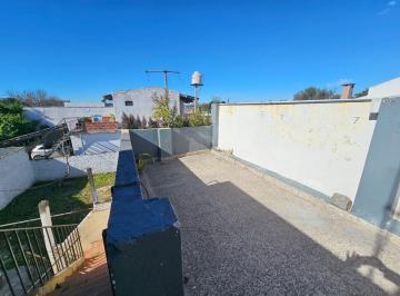 Casa · 207m² · 5 Ambientes · Venta Locales + 2 Casas Jose C Paz Apto Credito