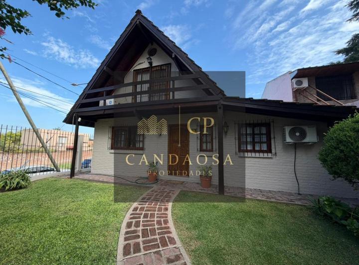 Casa · 180m² · 4 Ambientes · 1 Cochera