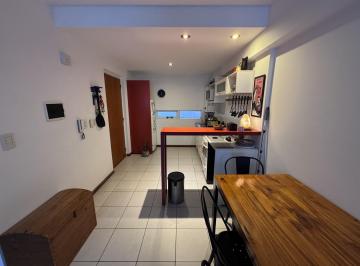 Departamento · 35m² · 2 Ambientes · Venta Departamento 1 Dormitorio con Patio - Cerrito 100 Rosario