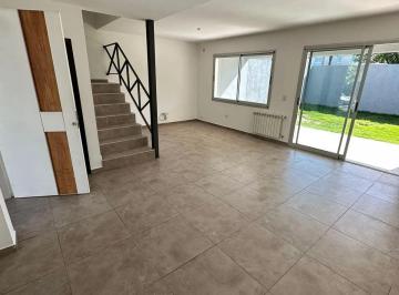 Casa de 5 ambientes, Córdoba · Duplex en Alquiler 3dorm Lomas de Manantiales
