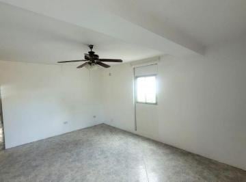 Casa de 4 ambientes, Salta · Casa en Alquiler en El Tribuno