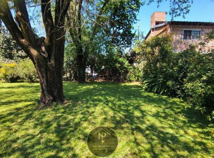 Terreno · 252m²