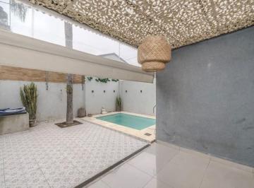 PH · 135m² · 3 Ambientes · 1 Cochera · PH en Ituzaingó Norte