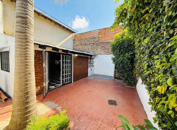 Casa · 145m² · 4 Ambientes · 1 Cochera
