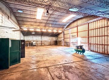 Bodega-Galpón · 250m² · Venta - Galpon 250 m² en El Centro de Funes - Funes, Santa Fe