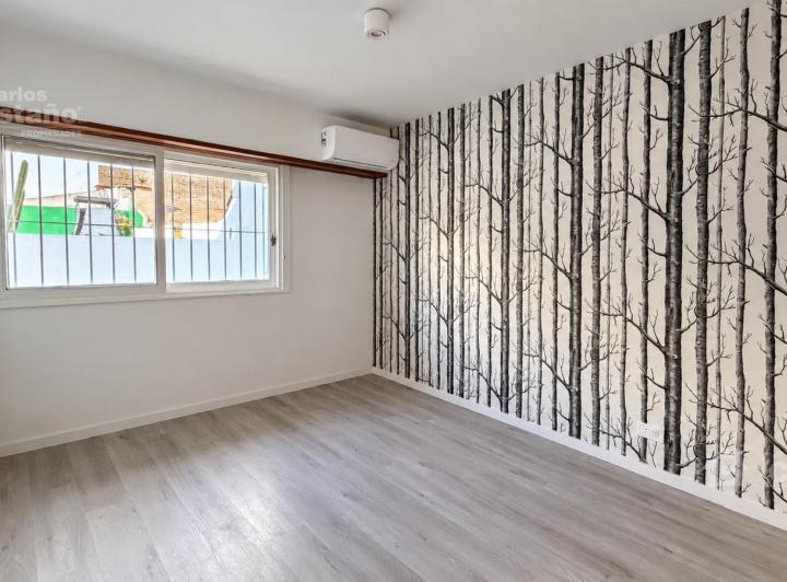 Casa · 130m² · 5 Ambientes · 2 Cocheras