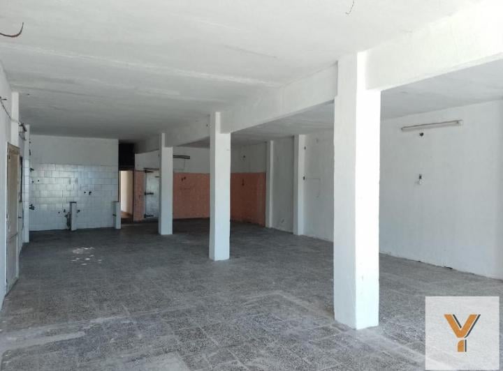 Local comercial · 145m² · 1 Ambiente