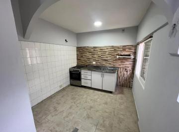 PH de 2 ambientes, Monte Castro · PH de 2 Ambientes en 1º Piso Sin Expensas!