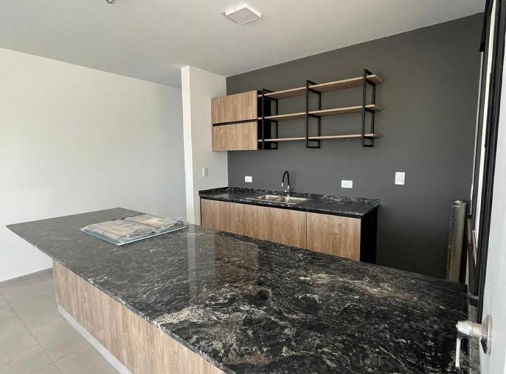 Casa · 145m² · 4 Ambientes · 1 Cochera