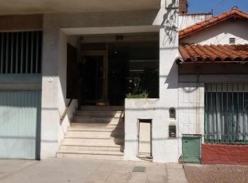 Departamento de 1 ambiente, La Matanza · Alquiler – Monoambiente Luminoso Al Frente – Ramos Mejía