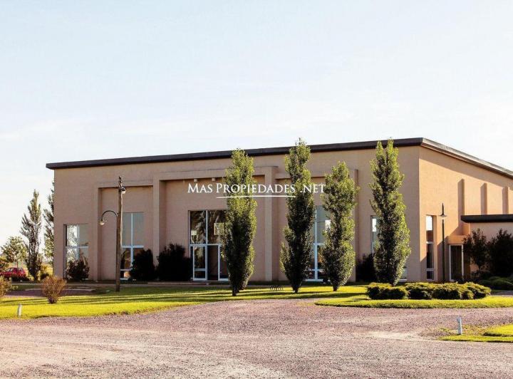 Terreno · 2450m²