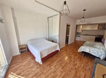 Departamento de 1 ambiente, Flores · Monoambiente Muy Luminoso con Balcón y Amenities (Apto Profesional)