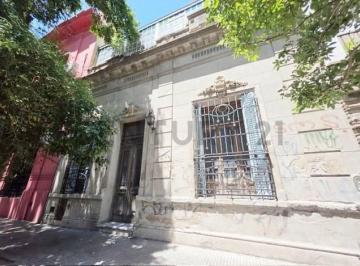 Casa · 172m² · 5 Ambientes · Casa a La Venta Cinco Ambientes en Colegiales
