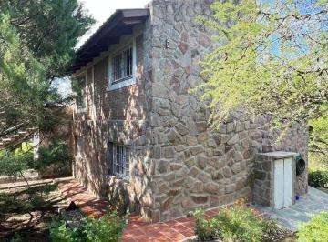 Casa de 4 ambientes, Villa Parque Siquiman · Casa en Parque Siquiman/ 2 Dorm.,2400 m²