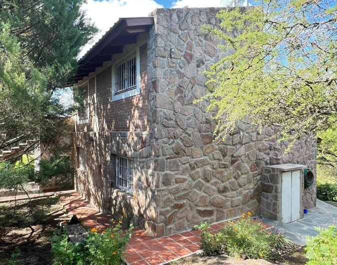 Casa · 159m² · 4 Ambientes · 1 Cochera
