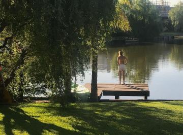 Casa · 200m² · 4 Ambientes · 1 Cochera · Casa en Venta en Las Glorietas, Nordelta, Tigre