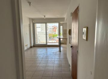 Departamento · 51m² · 3 Ambientes · 1 Cochera · Alquiler Departamento 2 Dorm. con Cochera en Barrio Abasto
